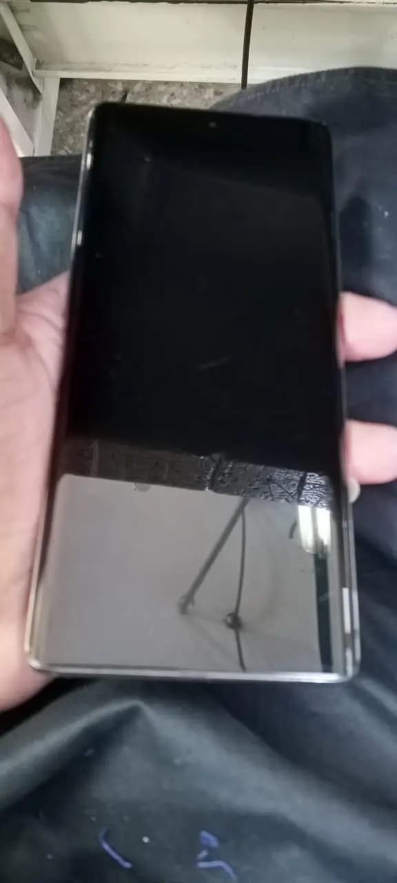Tecno CAMON 30S