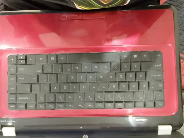 HP Pavilion G6 Core i3 laptop-4GB RAM-300GB HHD