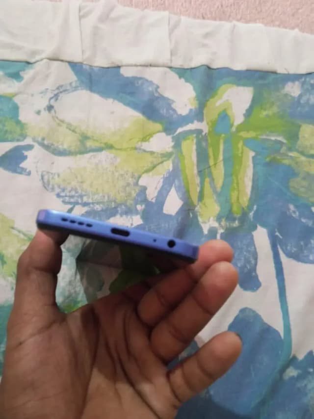 Infinix  Hot 60i