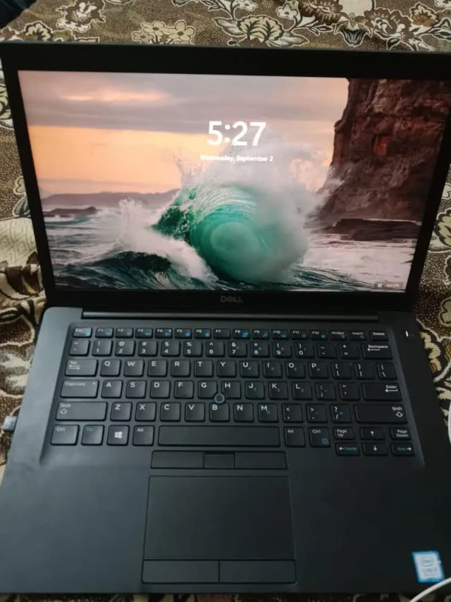 Dell latitude 7490 i5 8gen 8GB 256Gb SSD