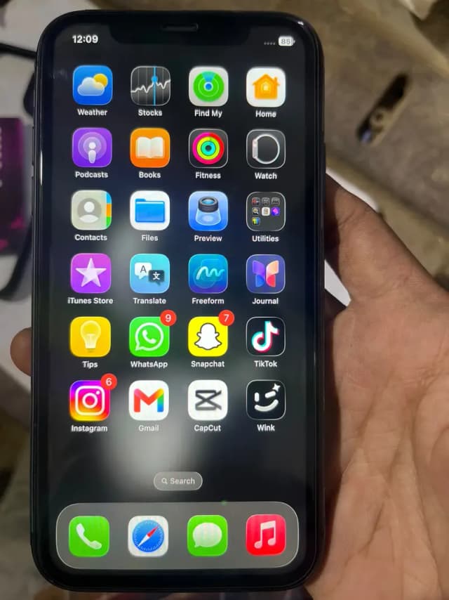 Apple iPhone 11