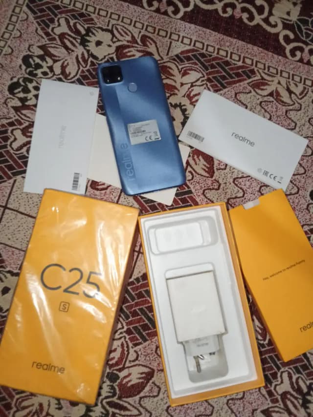 Realme C25s 4+4/64