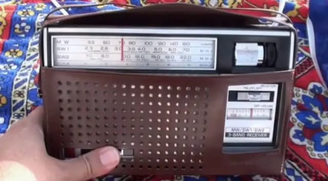 new condition radio national R312 for sale