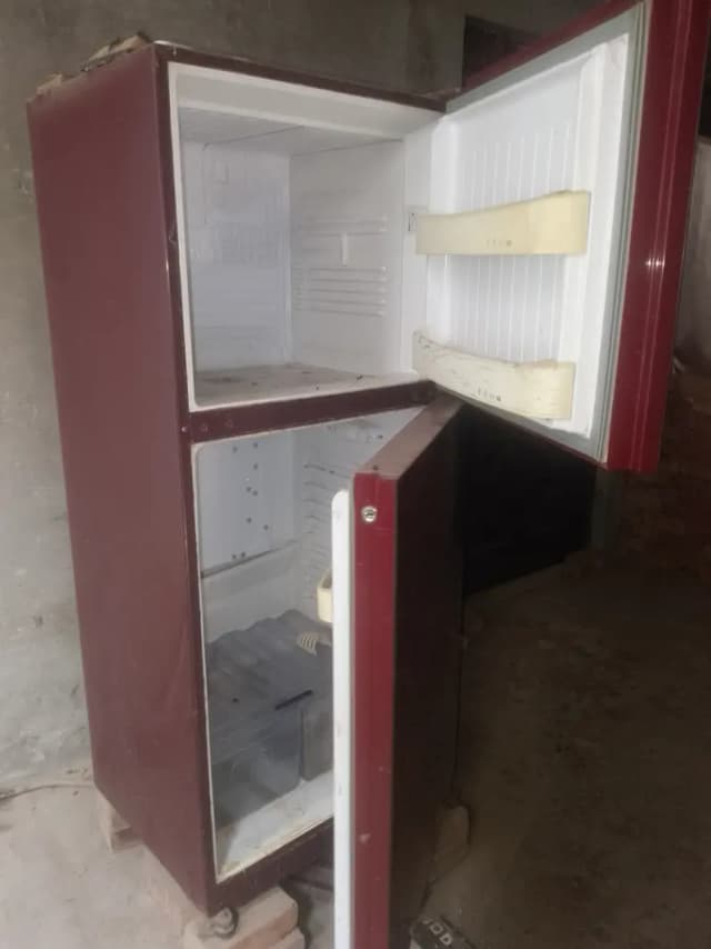 Refrigerator