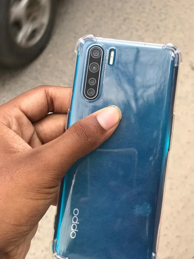 oppo f15 8GB 128 GB