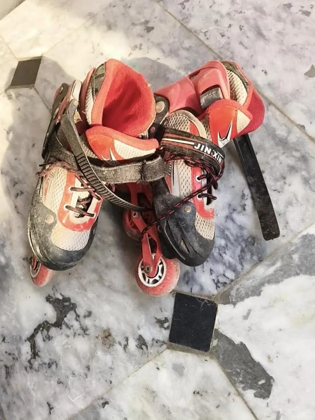 skates used