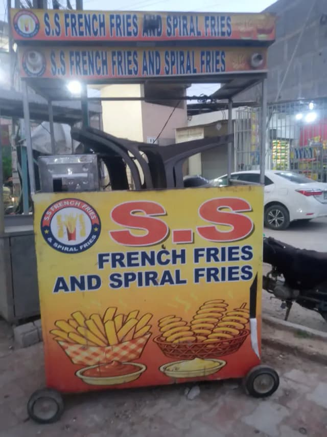 French Fries Counter with Assoceries for Sale!