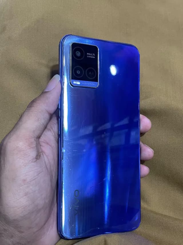 Vivo Y21