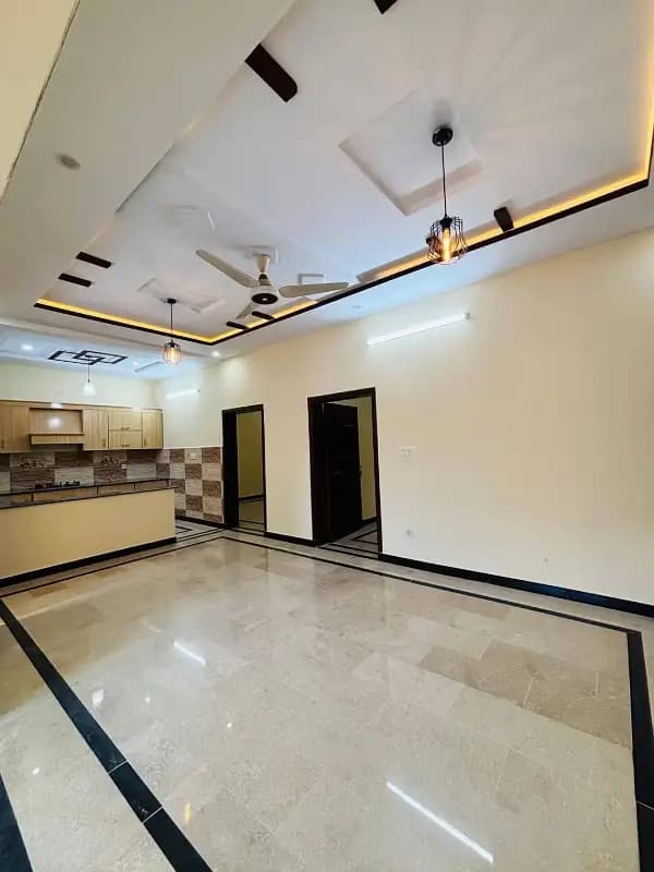 6 mara upper portion for Rent