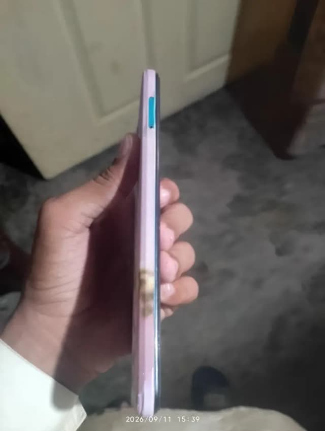 Infinix Hot 12