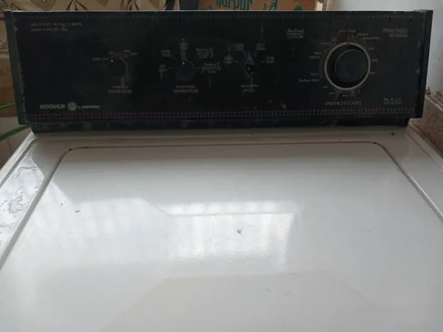 Hoover by Maytag 10.1kg top-load washing machine (