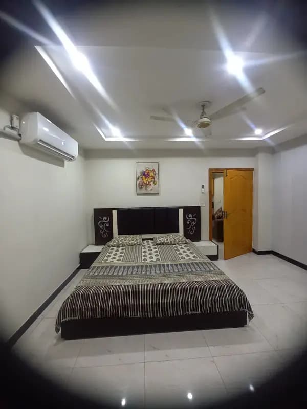 Bahria Town civic centre 1 bed fully furnish apartment for rent