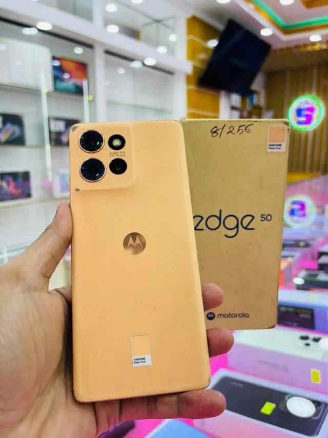 Motorola Edge 50  5g 8/256 GB 03291769110 my WhatsApp number