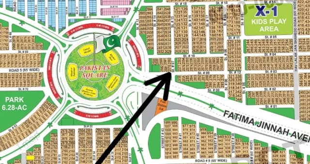 Spacious 1 Kanal Plot CORNER ,300 FT ROAD ,PARK FACING AND PAKISTAN Saqure chowk , Build Your Luxurious Lifestyle Plot Sector X in DHA MULTAN PHASE- 1
