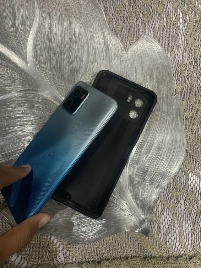 Vivo Y15s