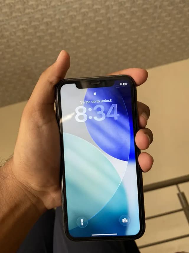 Apple iPhone 11