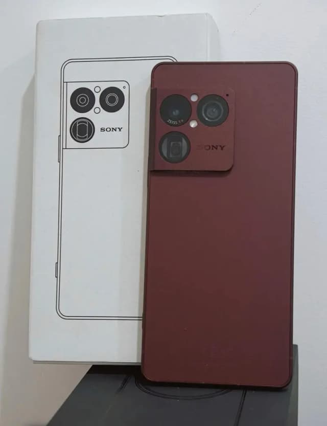 Sony xperia 1 viii (1 mark 8) 12/256 international varient dual sim