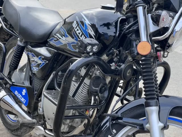 Suzuki GS 150 Special Edition 2022 – Excellent Condition