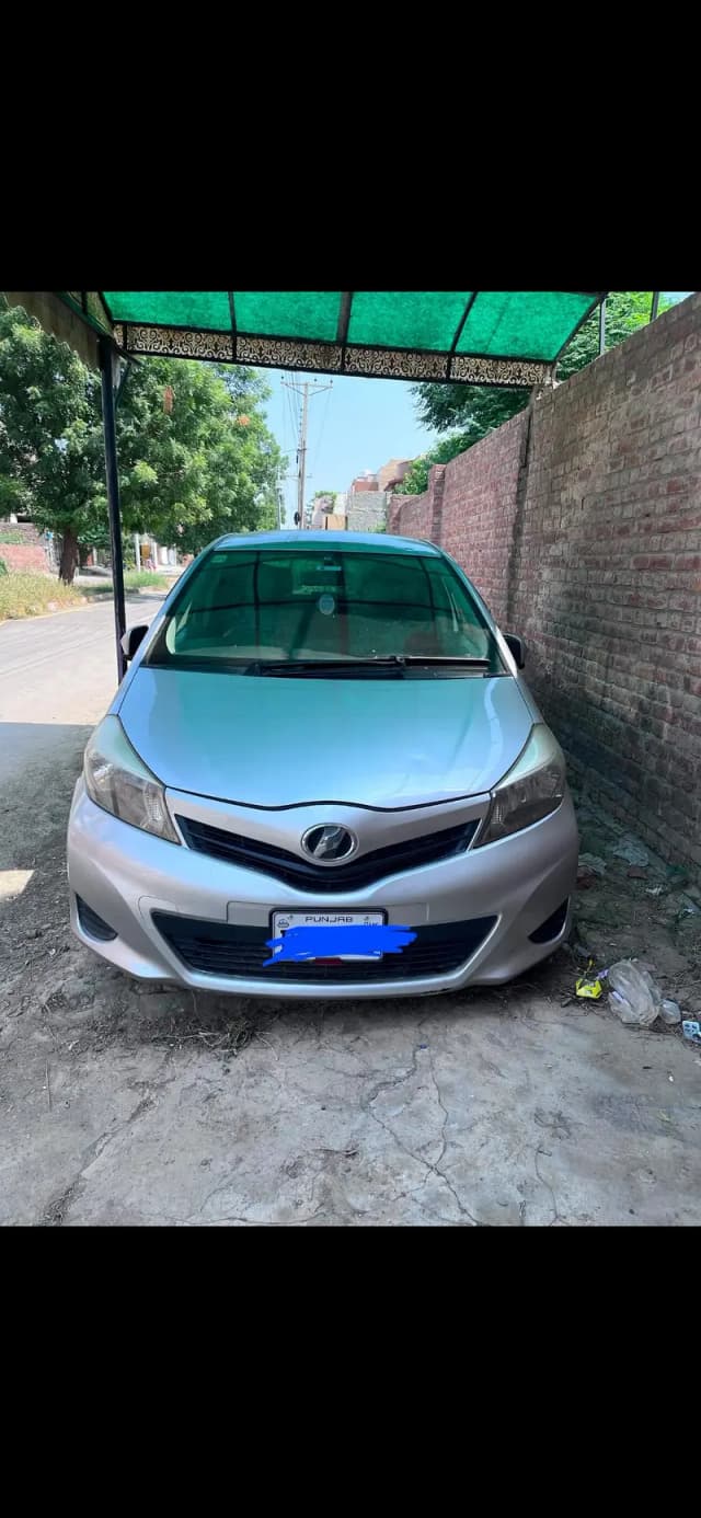 Toyota Vitz 2016