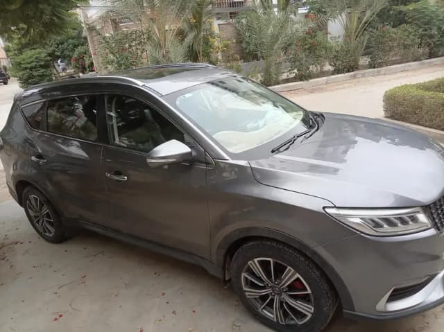 DFSK Glory 580 Pro 2021