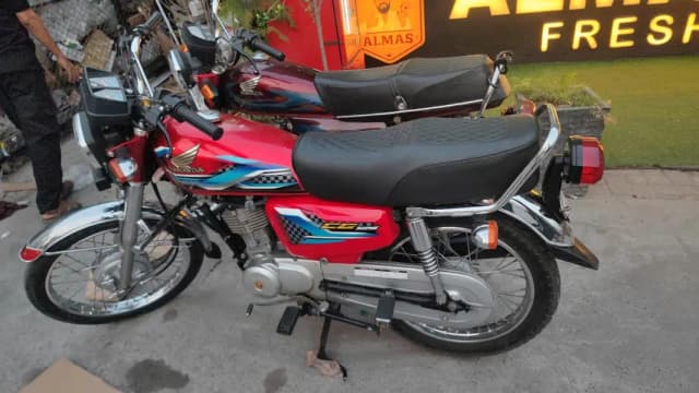 Honda CG 125 Urgent For Sale | Total Geniune | 20K Used Only