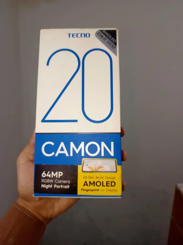 Tecno CAMON 20