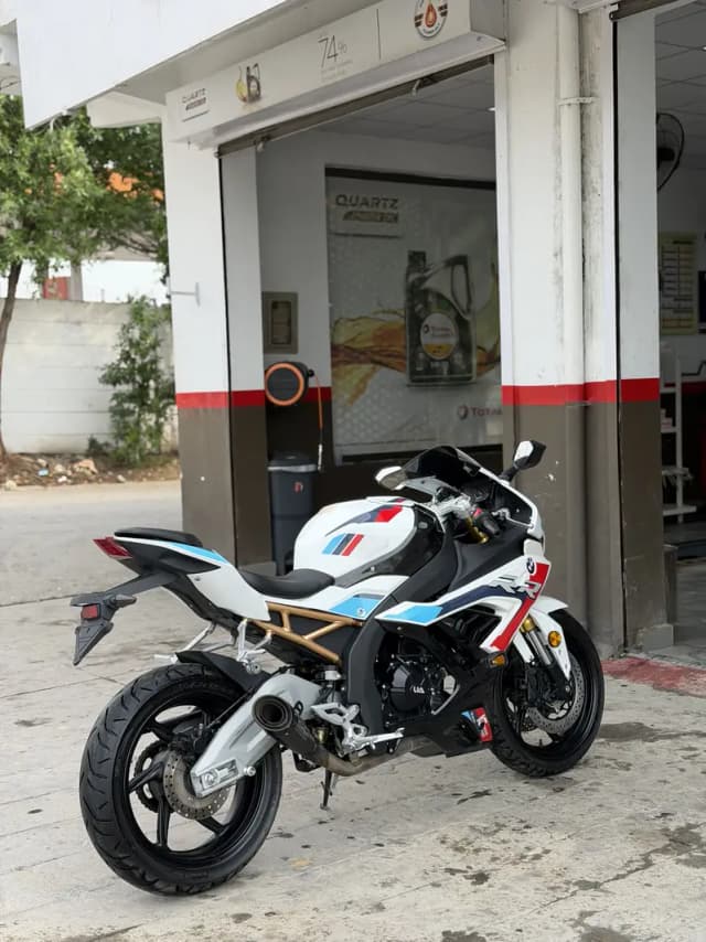 Bmw S1000rr M package, 400cc dual cylinder