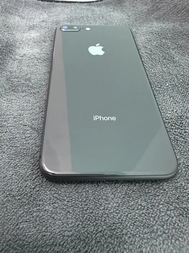 Apple iPhone 8 Plus