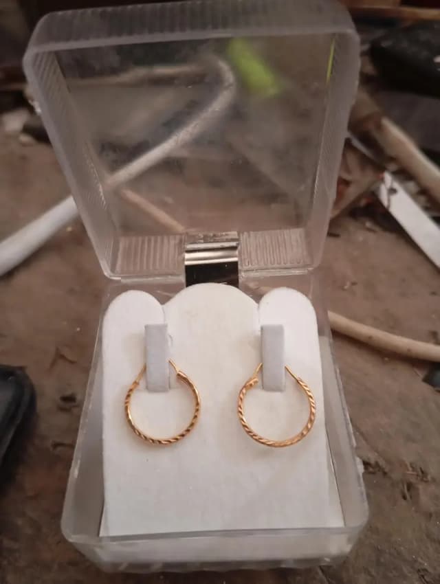 urgant sale Title: 21K Gold Baliyan (0.430 Grams)