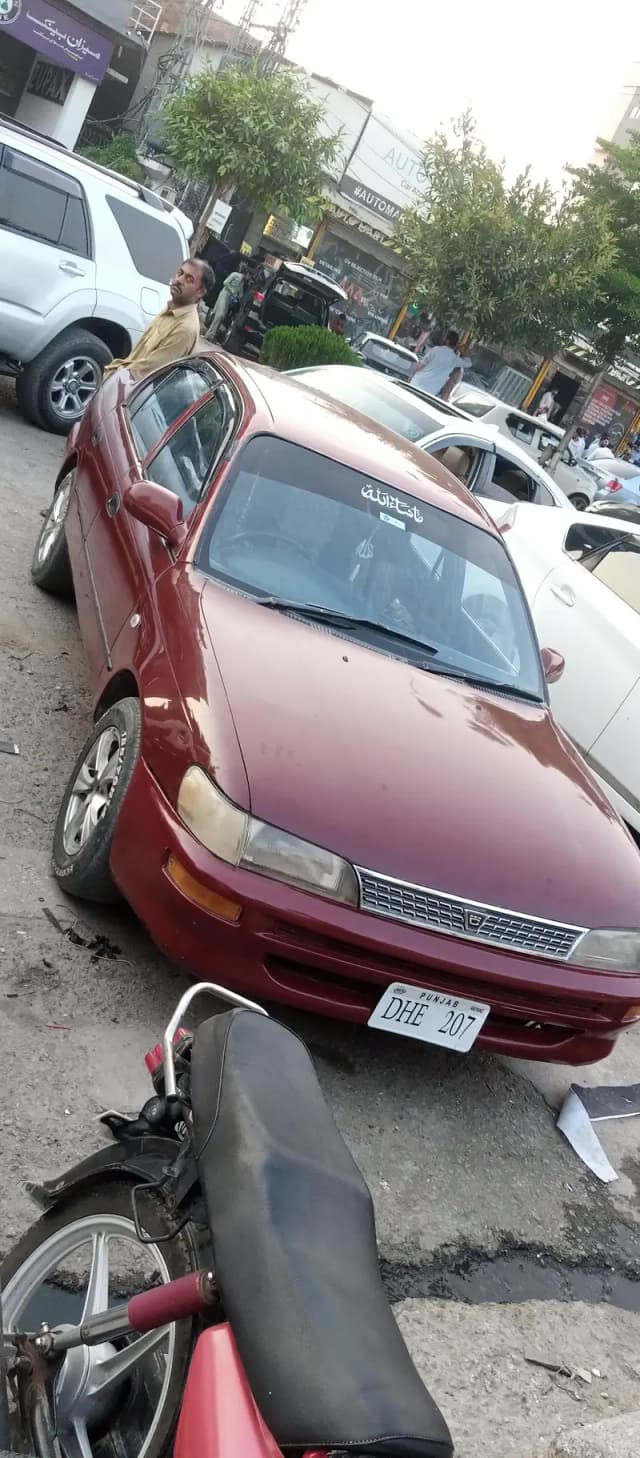 Toyota Corolla XE 1996 exchange possible with Automatic Car