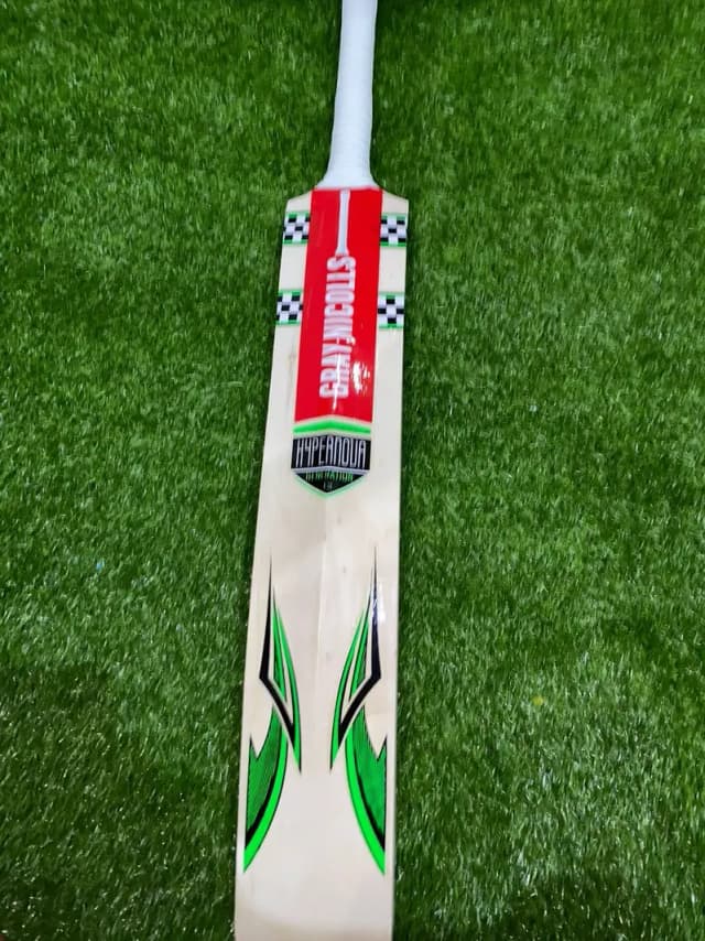 Cricket Hardball Bat | New condition| Beautiful middle | Affordable