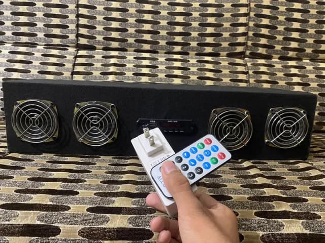 Bar shape Bluetooth speaker urgent for sell