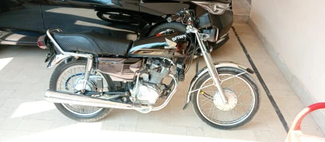 cg125 2022 special edition is for sale watsapp number 03013822276