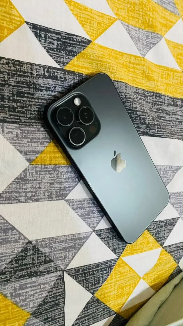 iPhone 15 Pro Max mdm