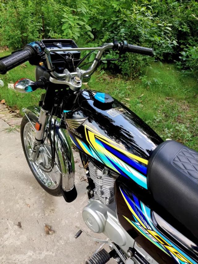 Honda CG 125 2025/2026 Black Febulous Condition Gift For Lover