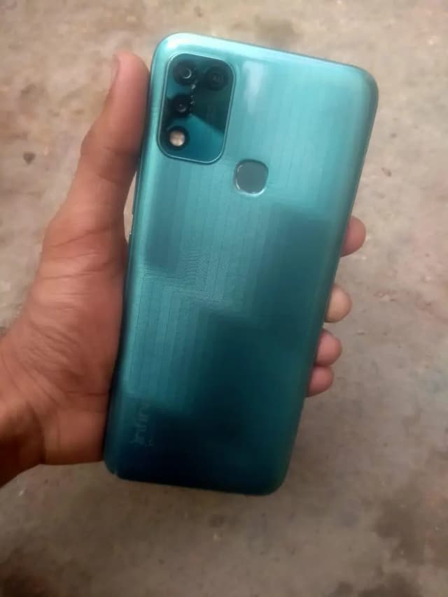 Infinix Hot 11