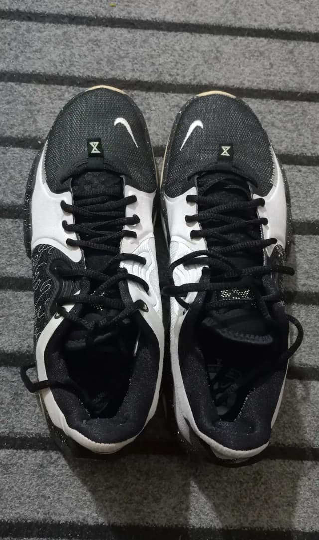Nike PG 5 Oreo Basketball Shoes US 11 EU 45 Lahore