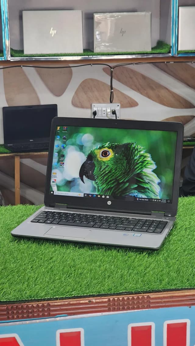 hp probook 450 g3 Core i5 6th gen 8gb ram 128gb ssd laptop