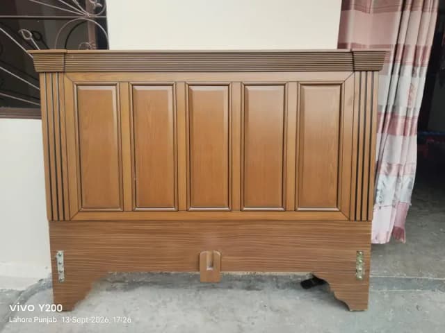 bed urgent sale