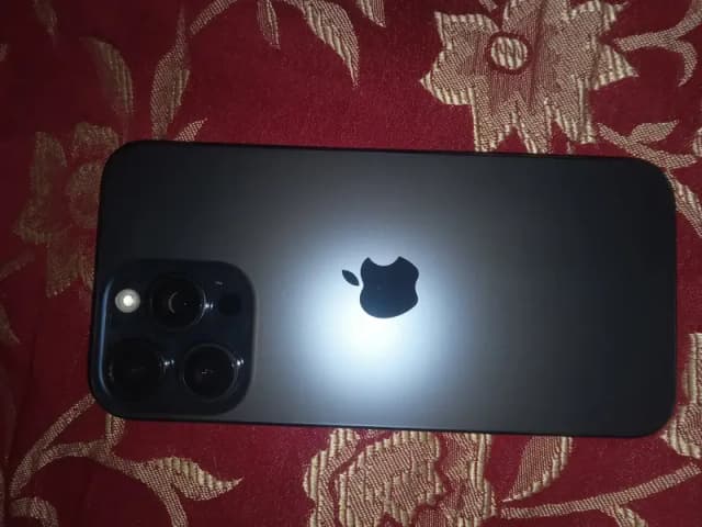 iPhone 15 Pro Max Jv