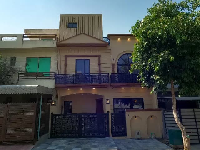 On Excellent Location House Of 4 Marla Is Available For Sale In D-12/1