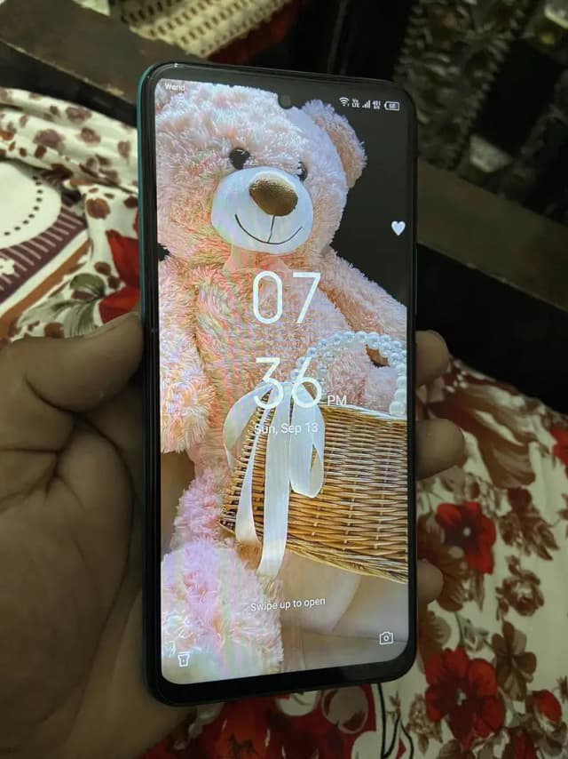 Infinix Hot 12