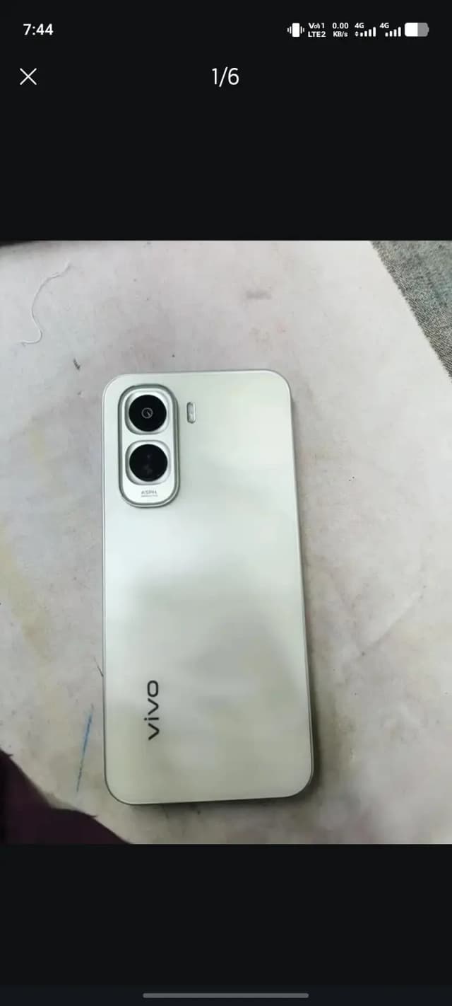 Vivo Y500 5G ha argent sal