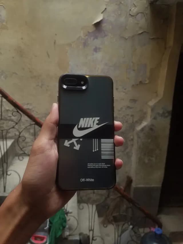 Apple iPhone 7 Plus
