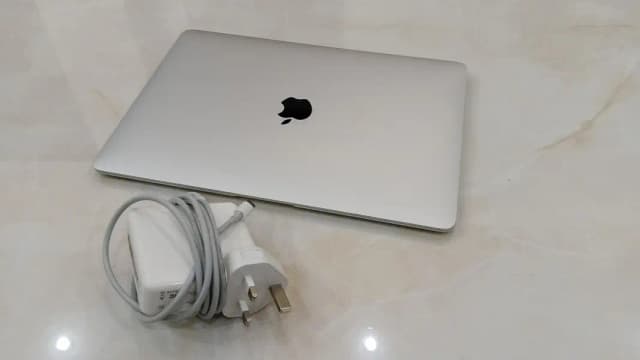 MacBook Air M1_2020_13.3"inch | 8GB | 256GB SSD | Excellent condition