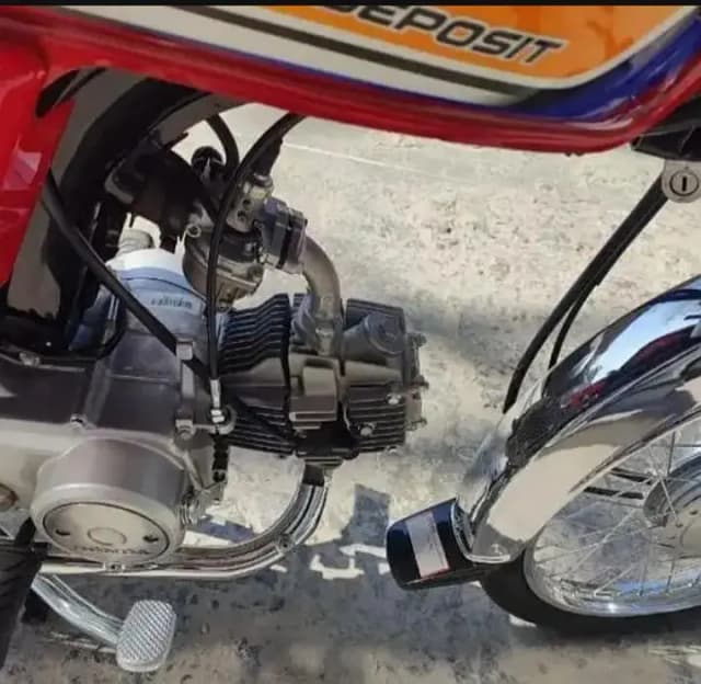 2025 honda 70 6500km driven only