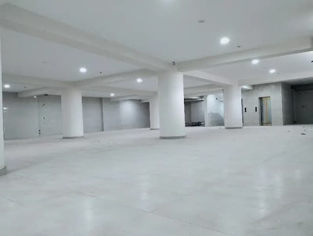 32 MARLA BRAND NEW WAREHOUSE WITH TWO ELEVATORS