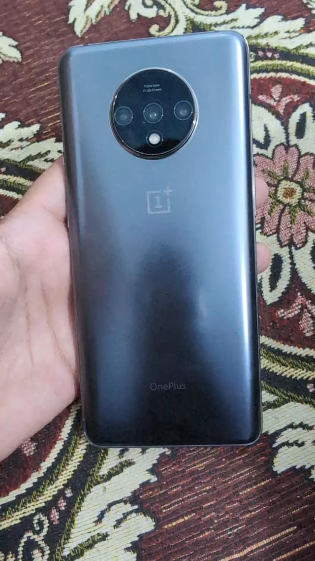 One Plus 7t