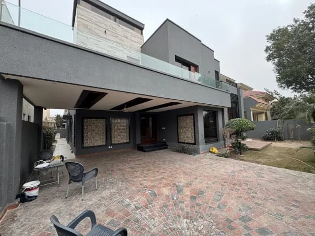 1-Kanal Elegant And Fully Maintained Bungalow With 20 KVA Solar & Near Park & Market Is Available In The Best Block Of DHA Lahore.