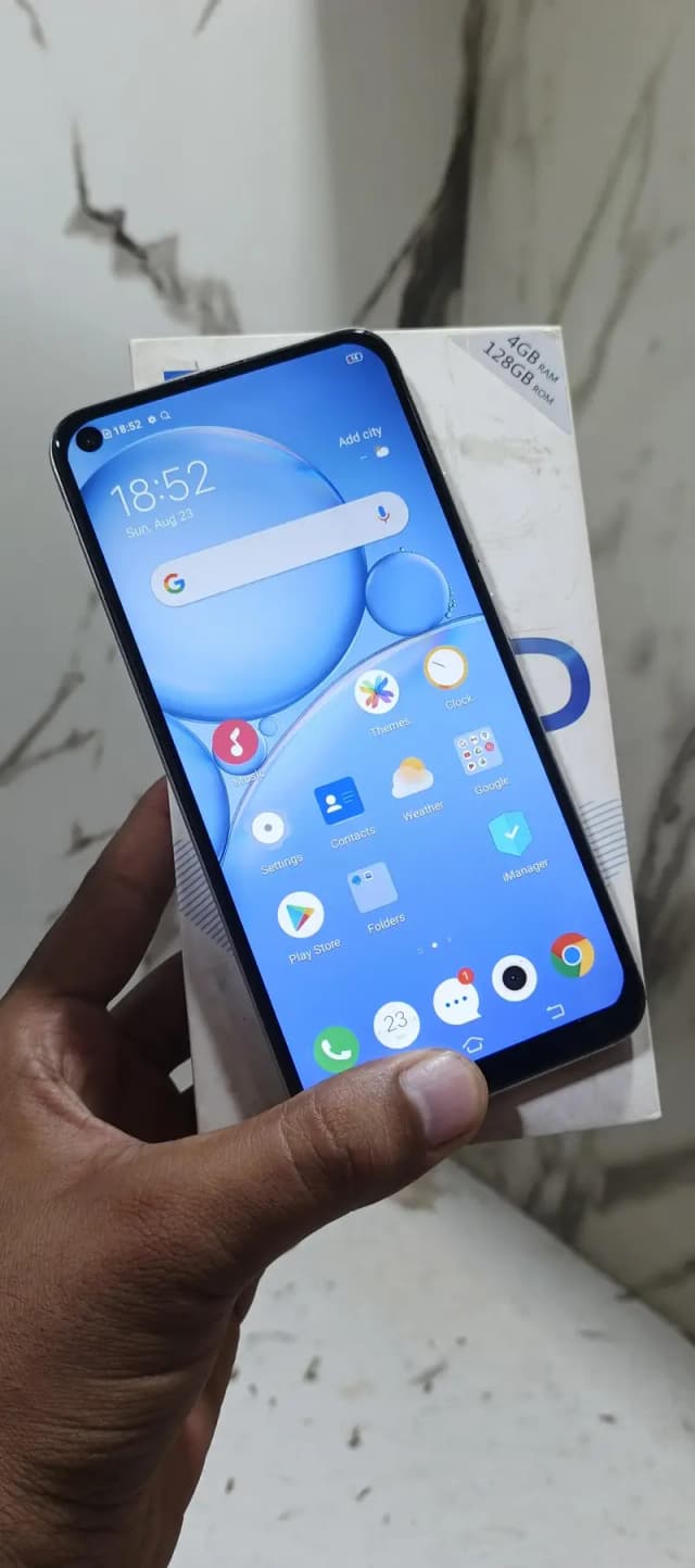 Vivo V30 /4/128